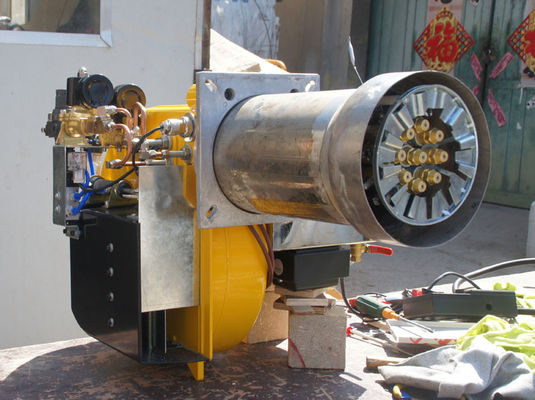 1.5 tấn nồi hơi nhà để xe đốt dầu thải 3 giai đoạn bốc lửa Dễ bảo trì
