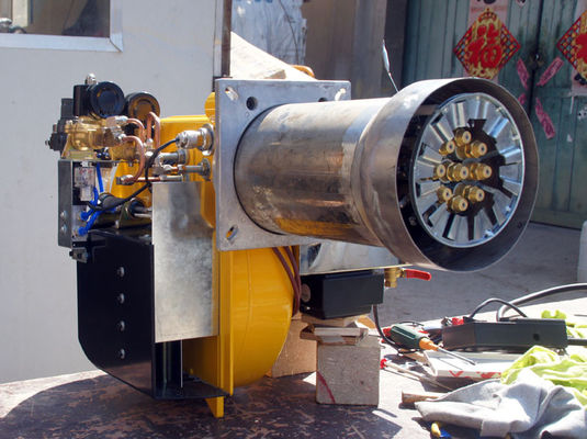 1000 Kilowatt dầu thải thấm lò sưởi ba ngọn lửa giai đoạn 8 bar áp suất làm việc