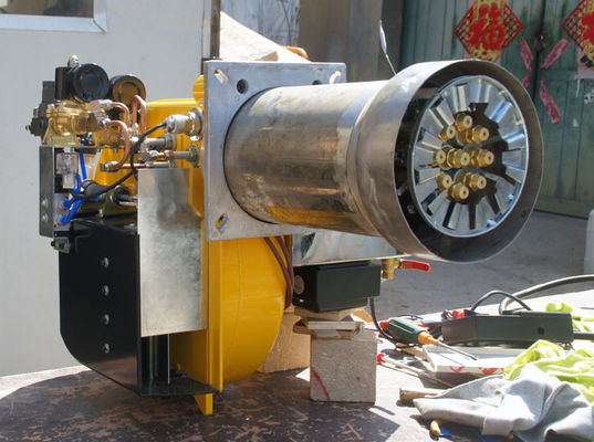 Eco Friendly Waste Oil Burner Furnace Three Flame Stage cho nồi hơi 1,5 T