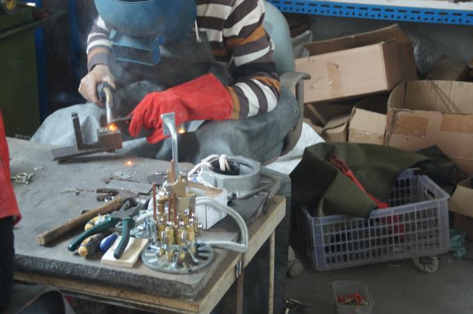 Qingdao Luox Energy Saving Equipment Co., Ltd dây chuyền sản xuất nhà máy 2