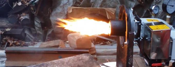 Máy đốt dầu thải nhỏ kinh tế 90 mm đường kính ống hoạt động dễ dàng 0